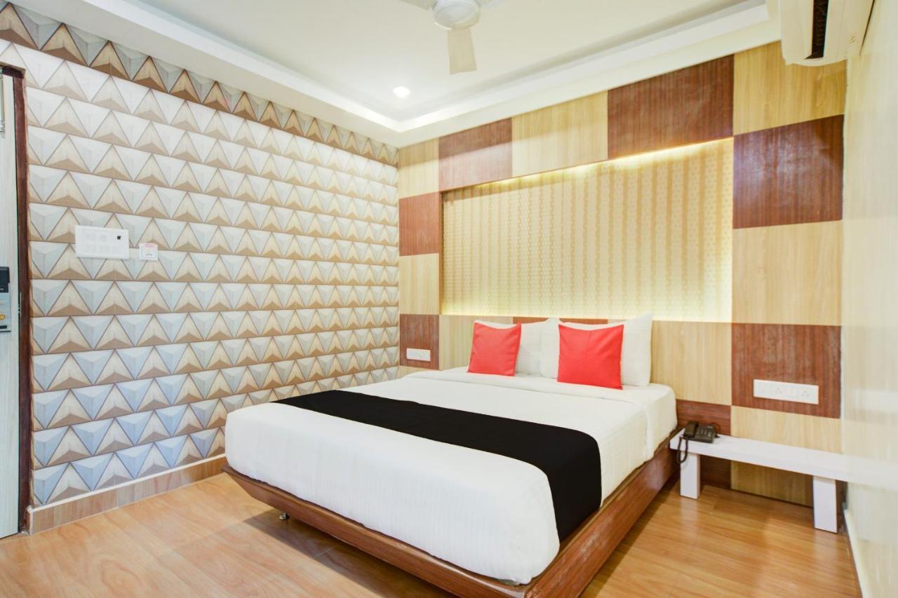 Collection O 75820 Madras Metro Club, T Nagar Chennai Dış mekan fotoğraf
