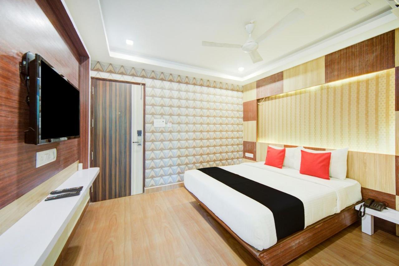 Collection O 75820 Madras Metro Club, T Nagar Chennai Dış mekan fotoğraf